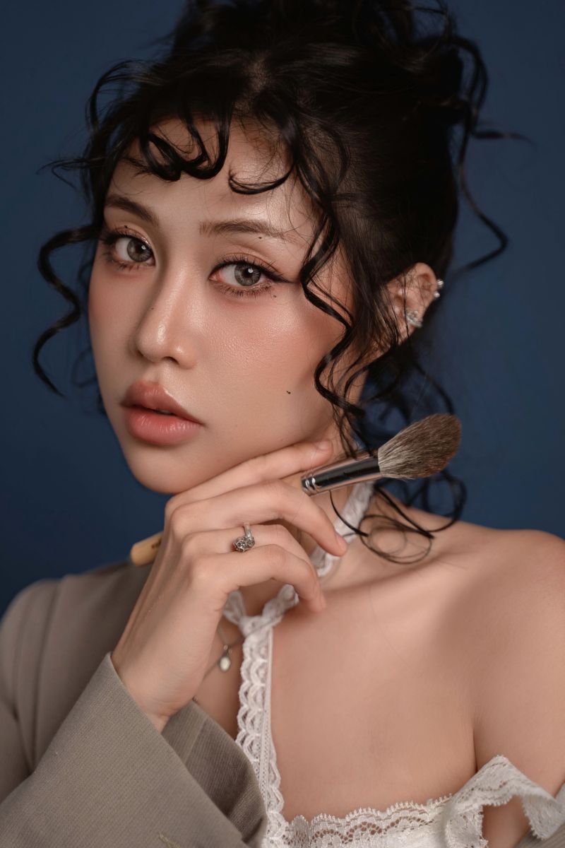 Makeup đi tiệc tại Thủ Đức – HYEJIN H NGUYEN Makeup Studio