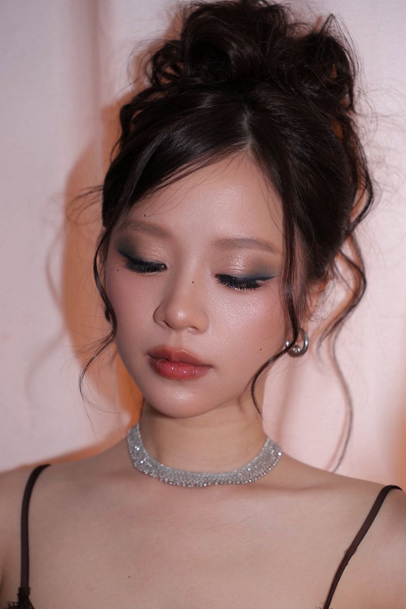 Biến hóa phong cách cùng Hyejin HNguyen kiến tạo layout makeup idol undefined