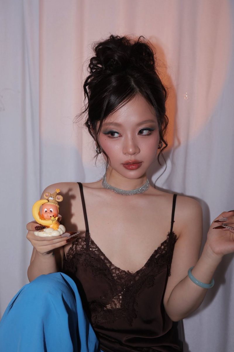 Layout makeup idol phong cách undefined tự tin tỏa sáng